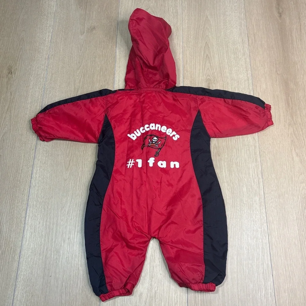 Tampa Bay Buccaneers Red Black Hooded Jumpsuit Romper Vintage NFL Infant 6/9M